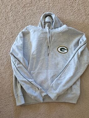 NFL Green Bay Packers Gray Team Apparel Hoodie, Size L
